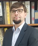 Prof. Garrett DeHond 사진