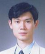 이윤석 교수 사진